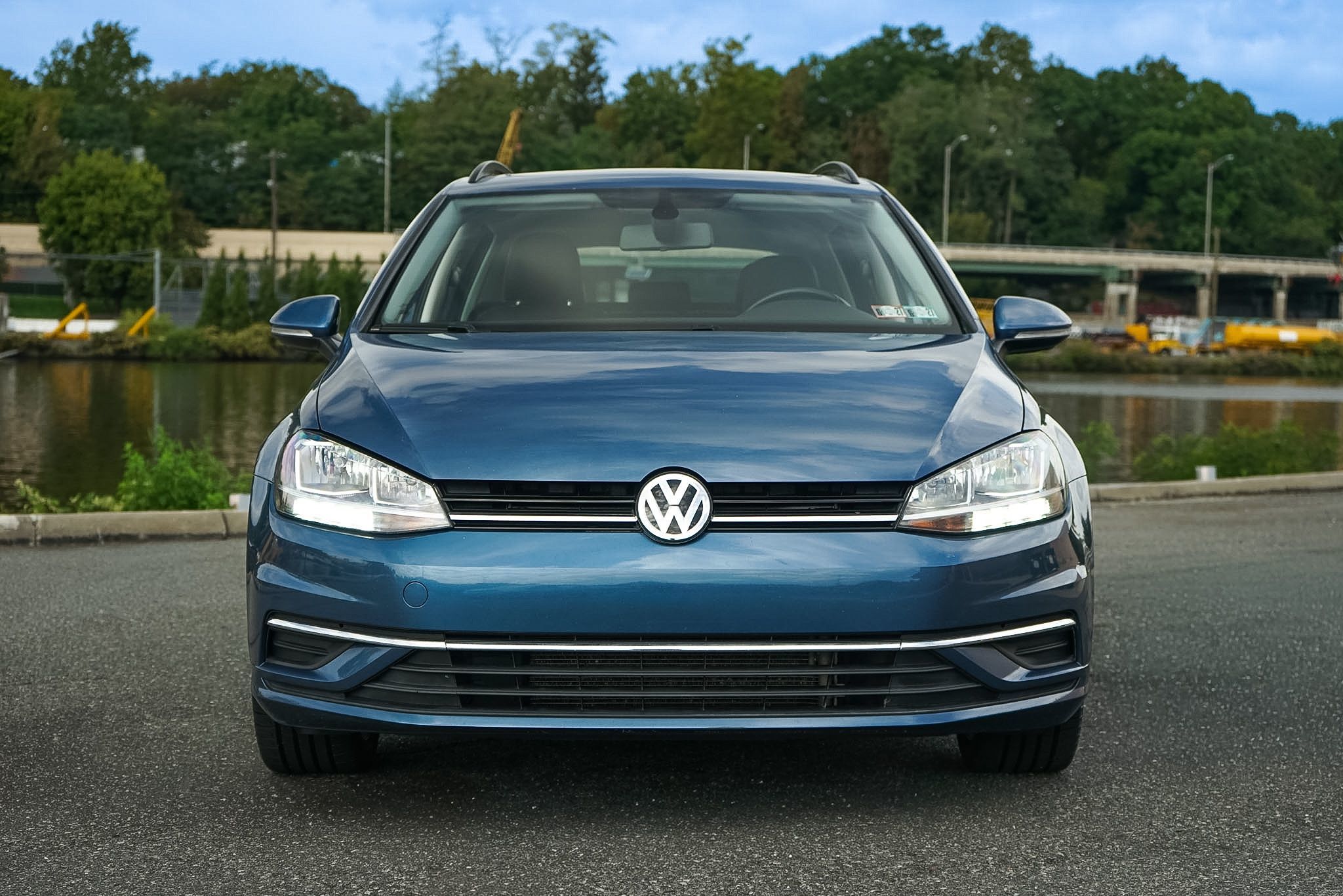 Photo 7 of this Volkswagen Golf SportWagen