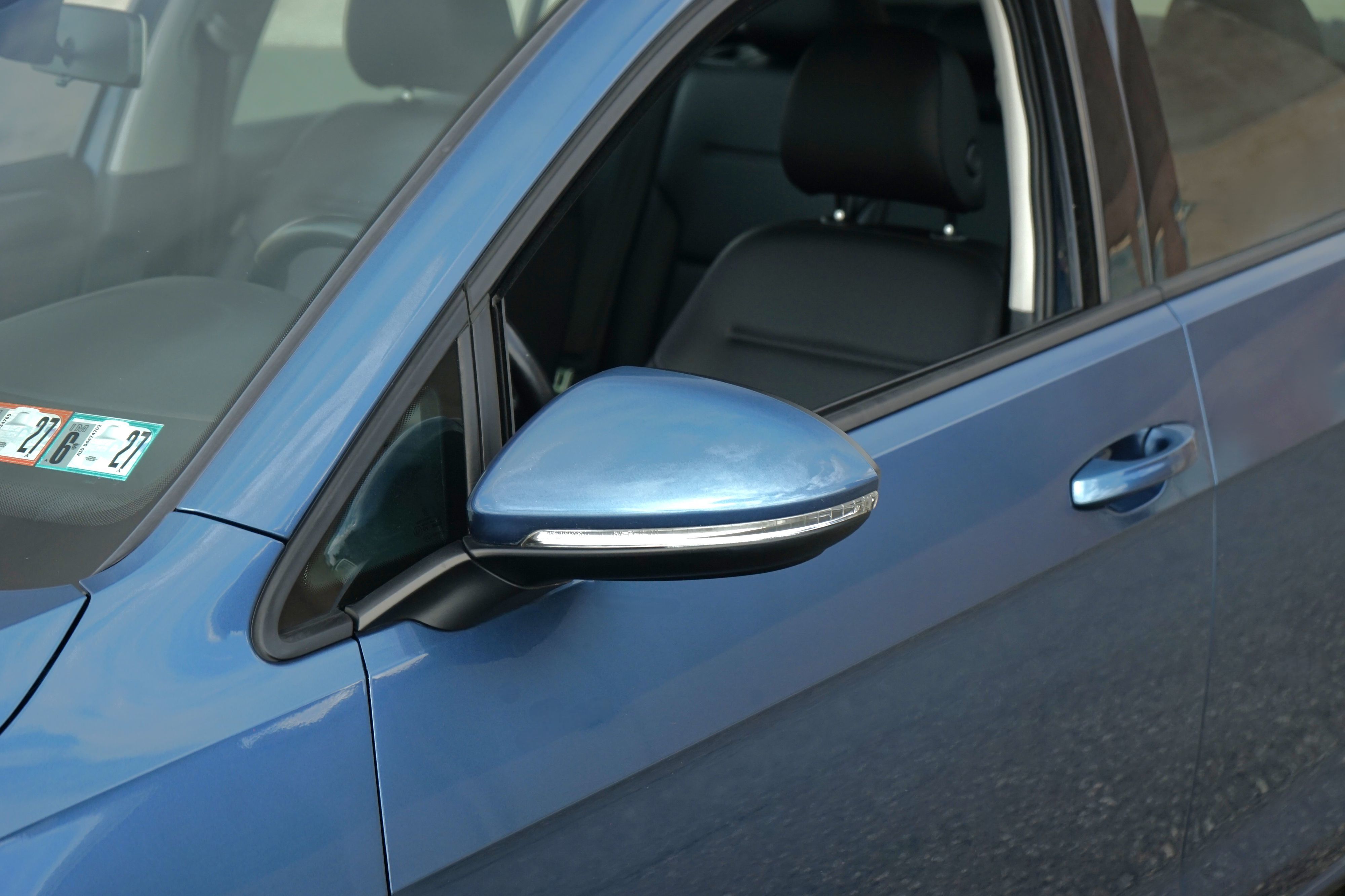 Photo 9 of this Volkswagen Golf SportWagen