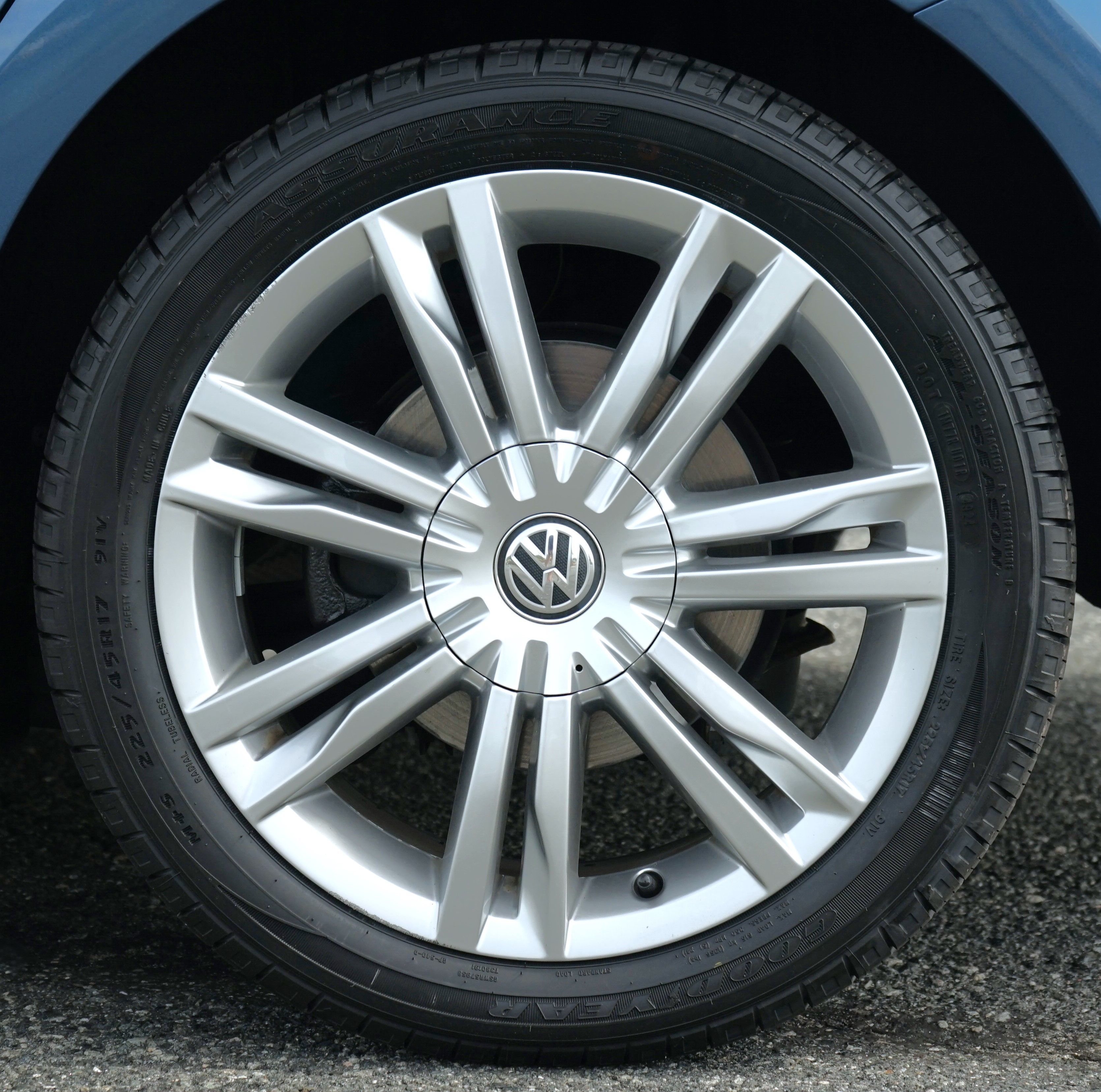 Photo 46 of this Volkswagen Golf SportWagen