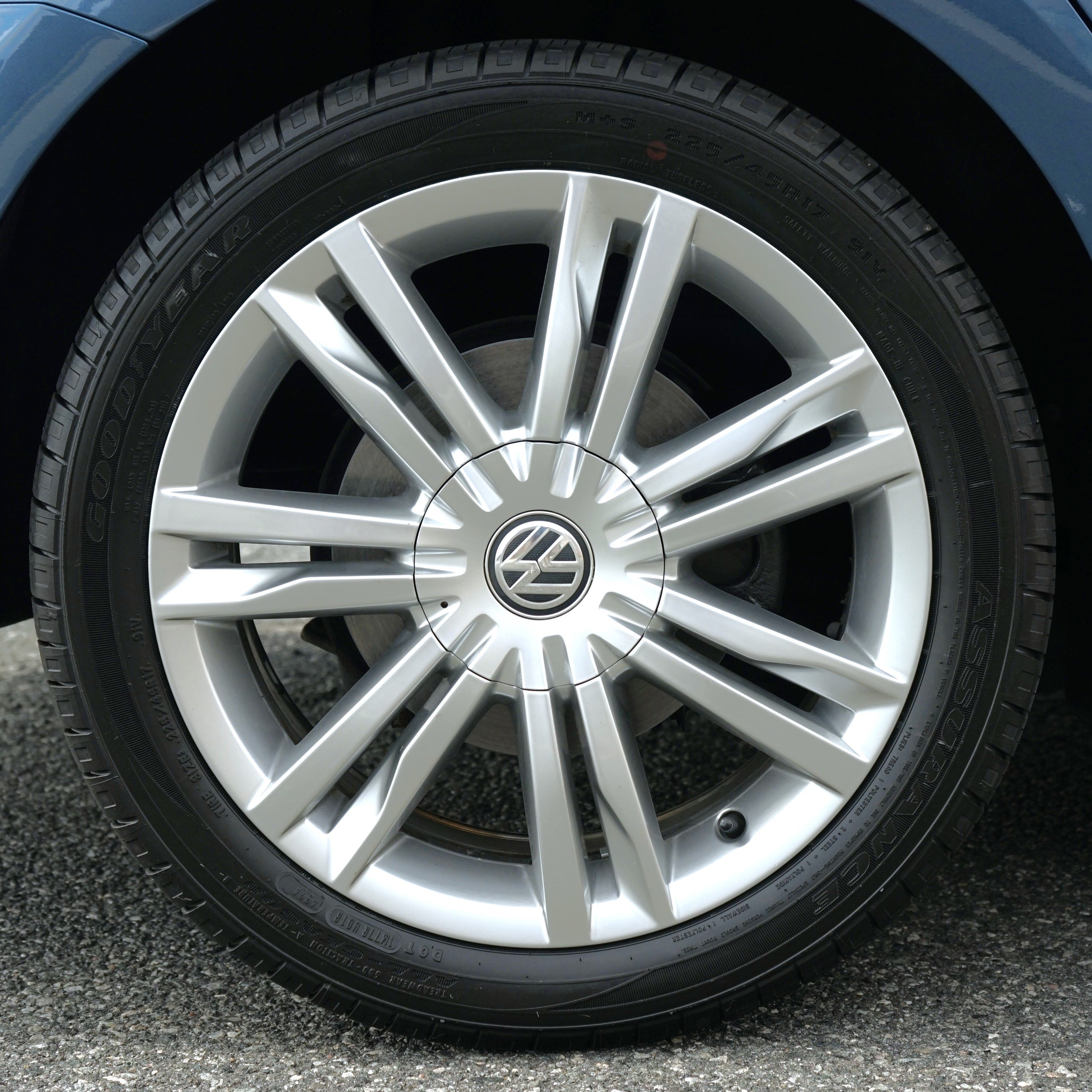 Photo 47 of this Volkswagen Golf SportWagen