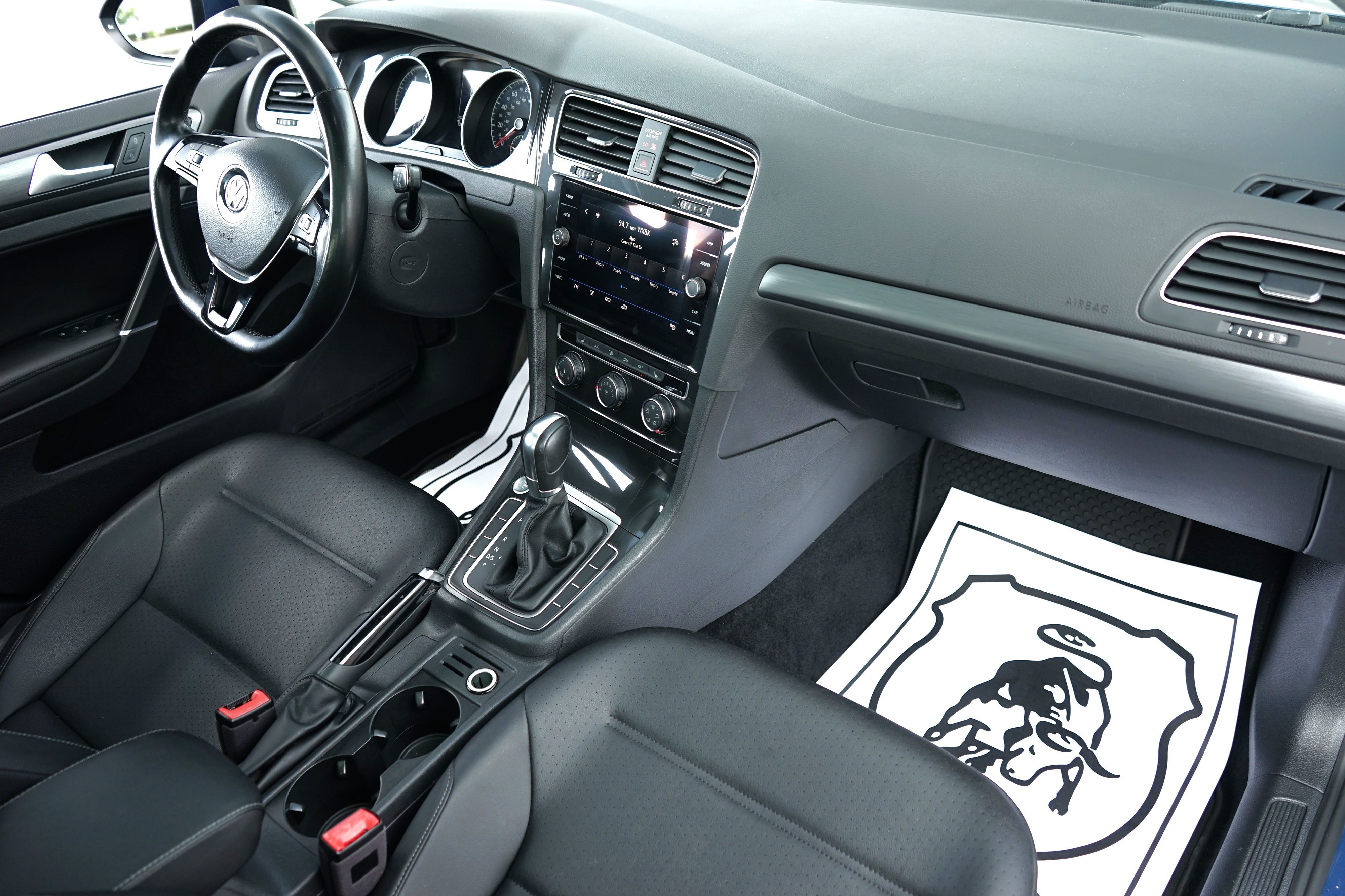 Photo 27 of this Volkswagen Golf SportWagen