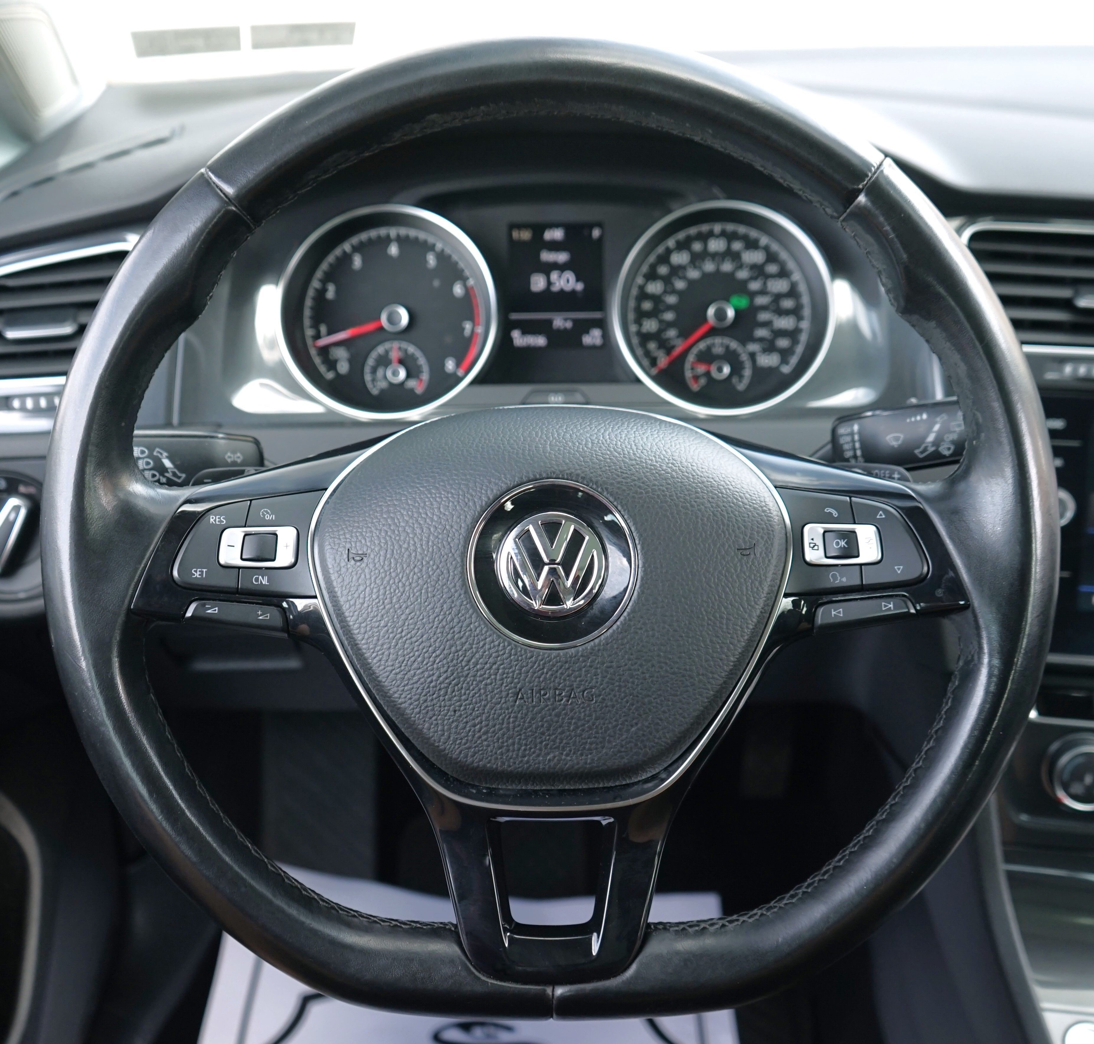 Photo 16 of this Volkswagen Golf SportWagen