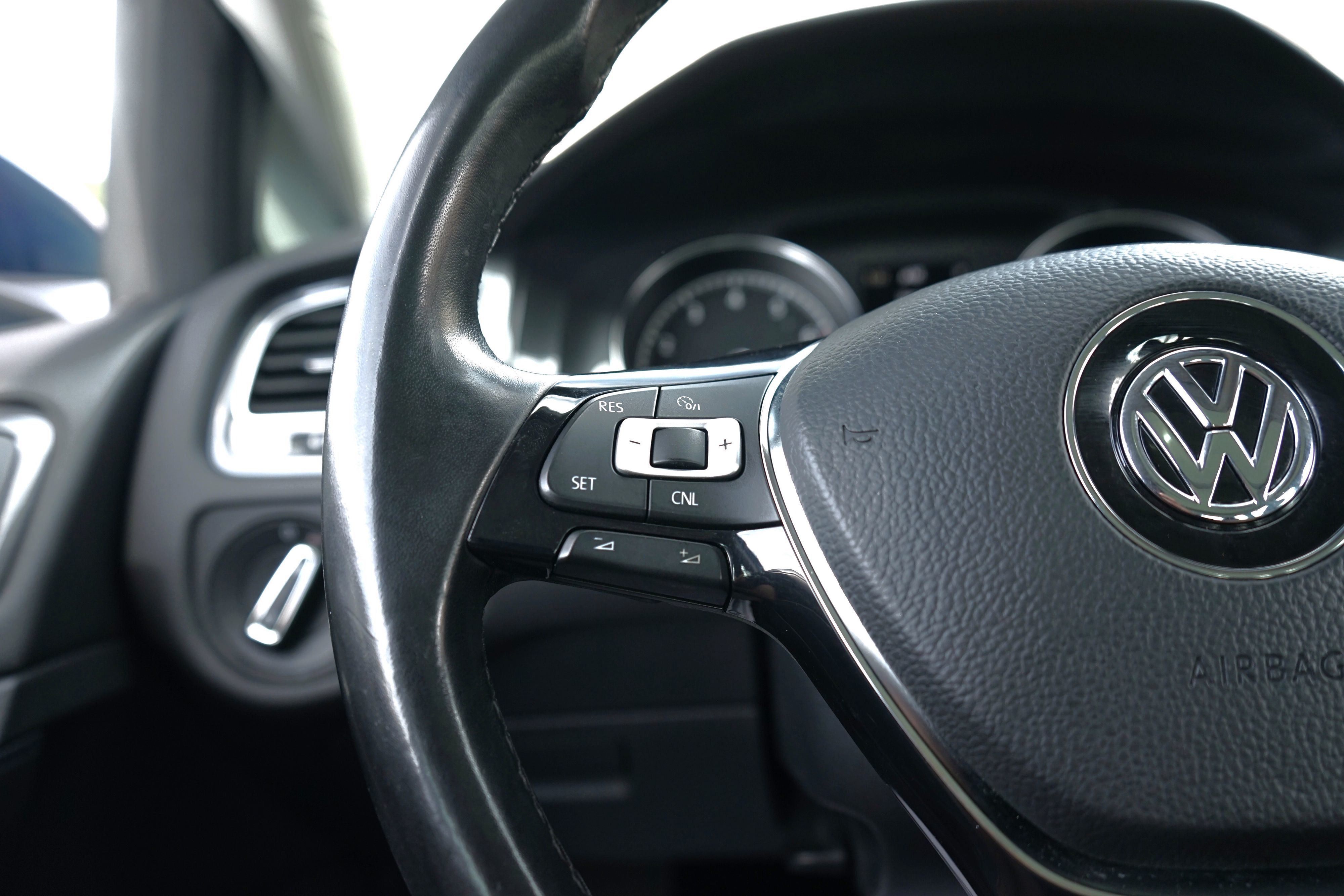 Photo 15 of this Volkswagen Golf SportWagen