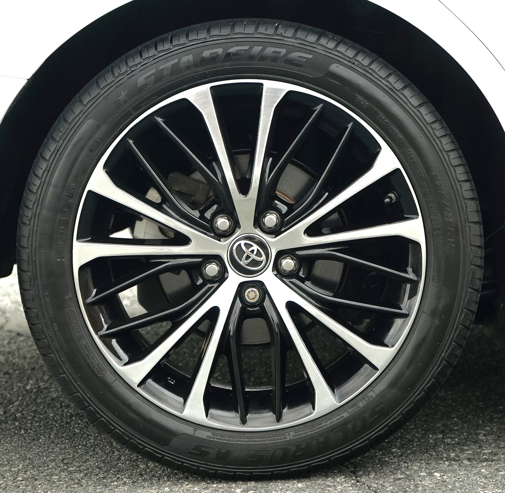 Photo 41 of this Toyota Camry