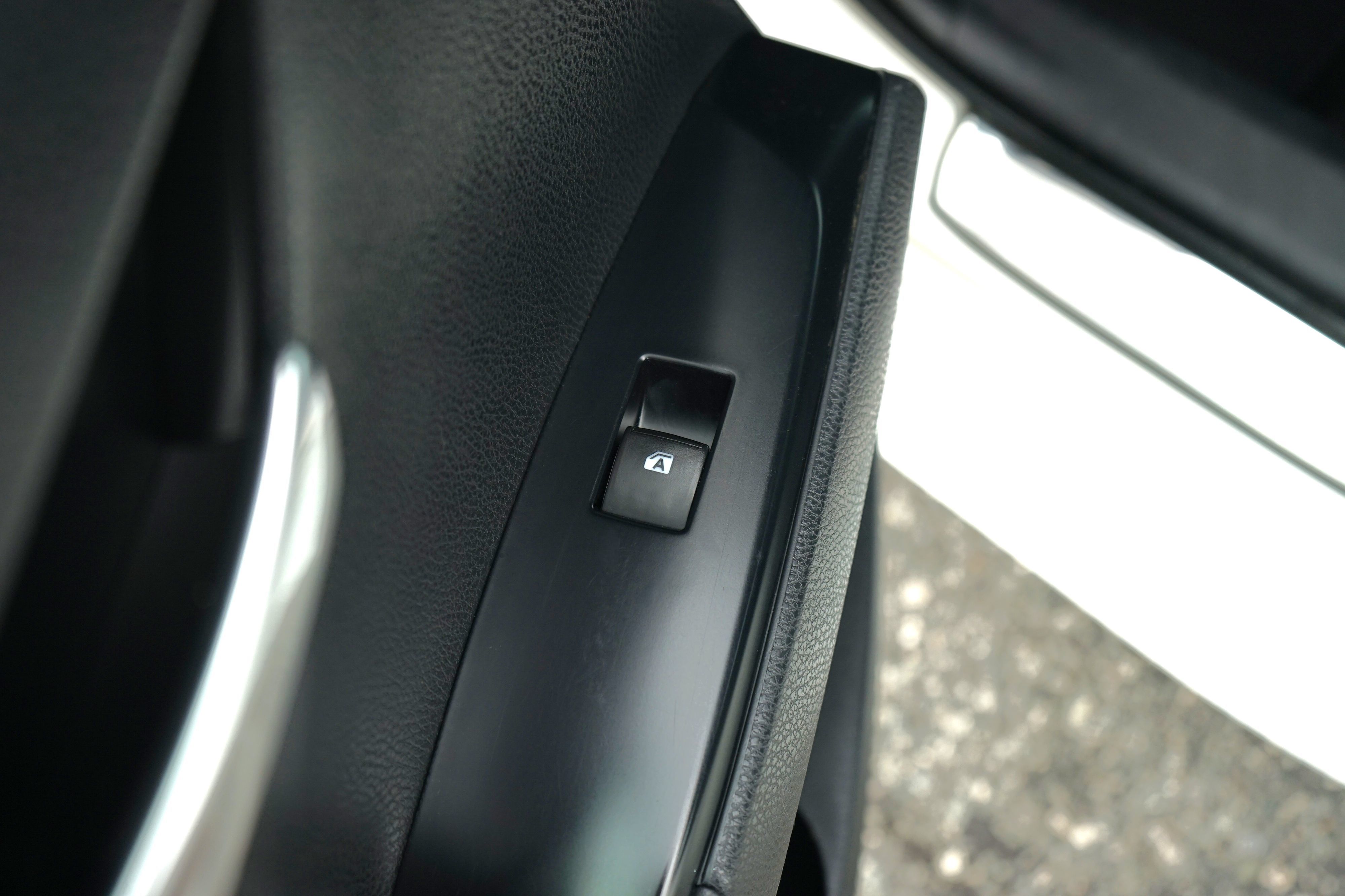 Photo 27 of this Toyota Camry