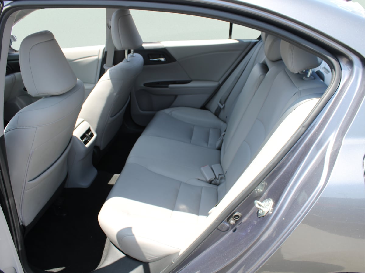 2015 Honda Accord Touring - Photo 19