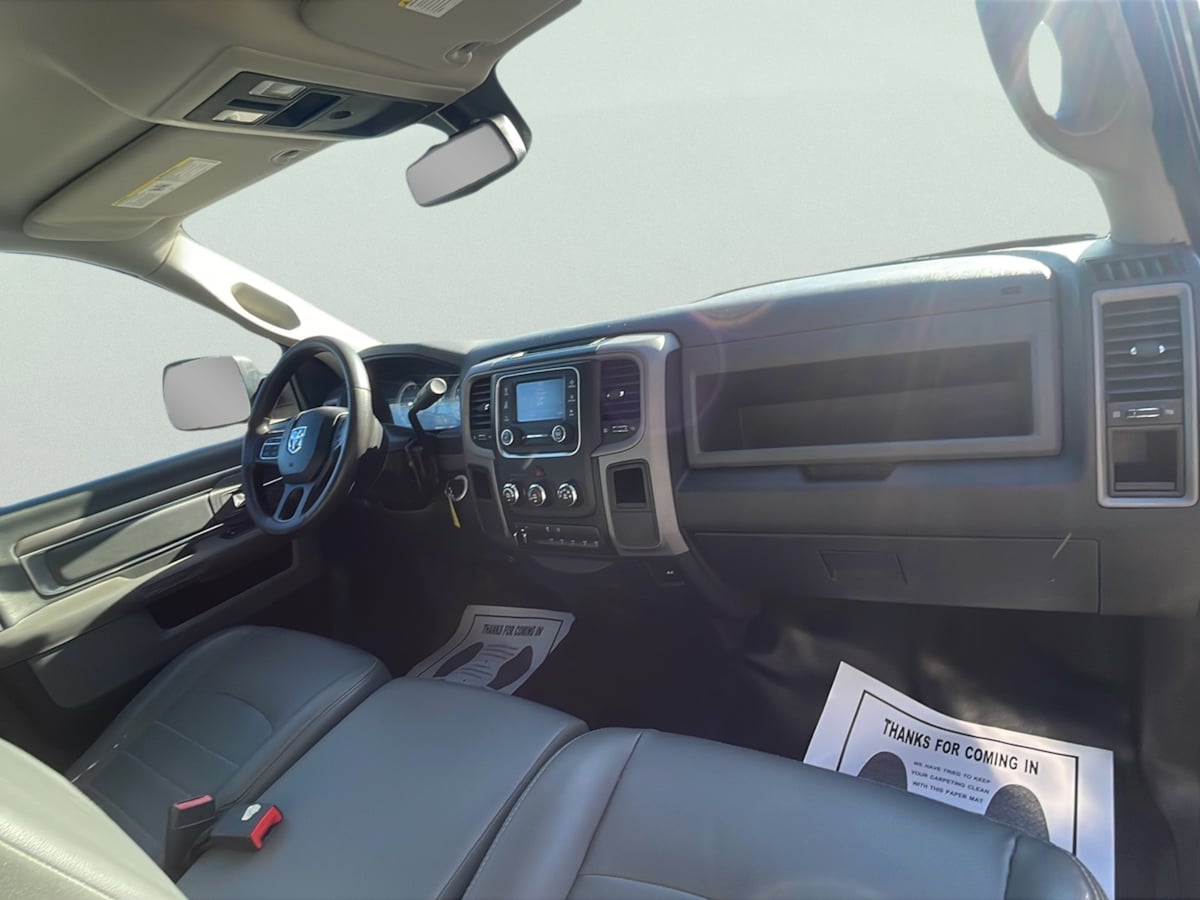 2016 RAM Ram 3500 Chassis Cab Tradesman - Photo 17