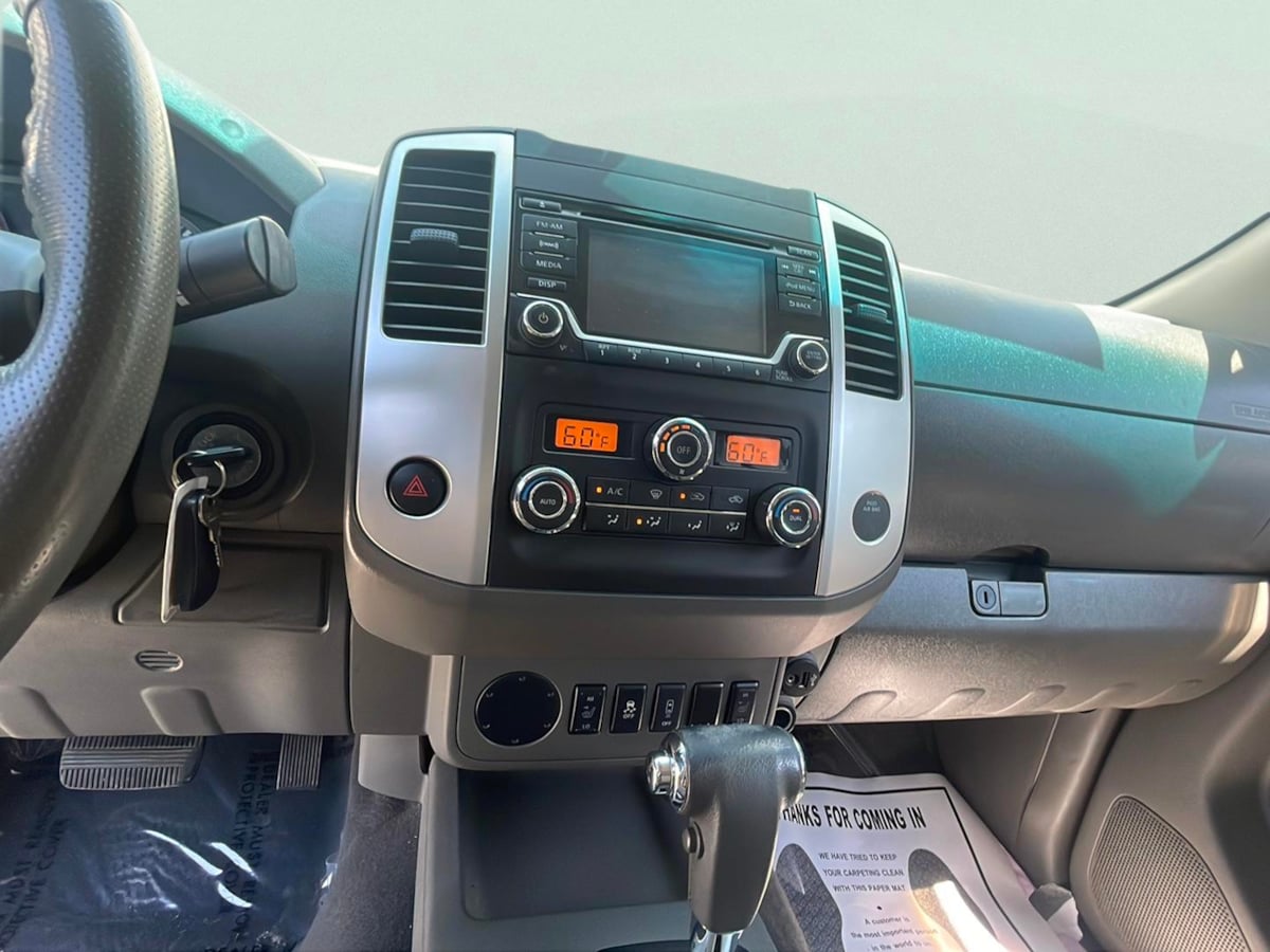 2018 Nissan Frontier SV - Photo 17