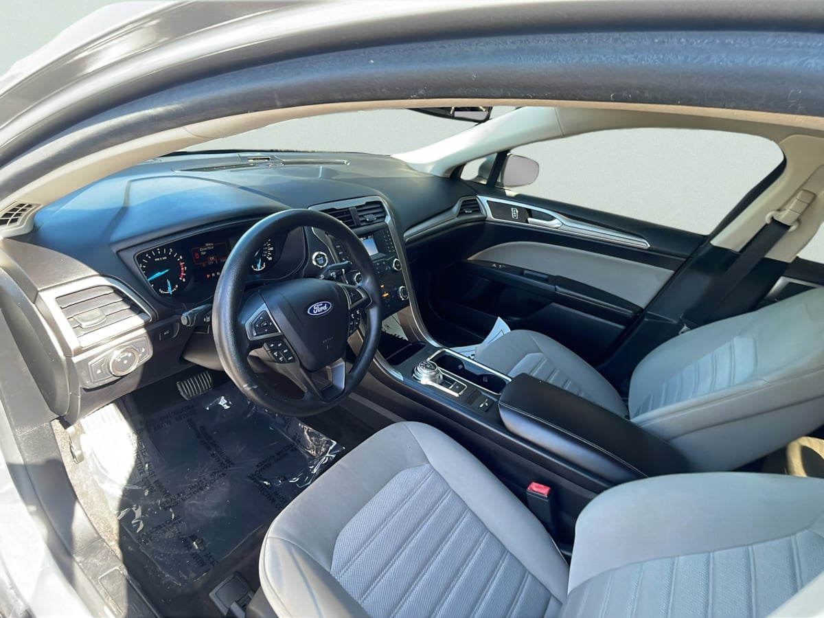 2020 Ford Fusion S - Photo 9