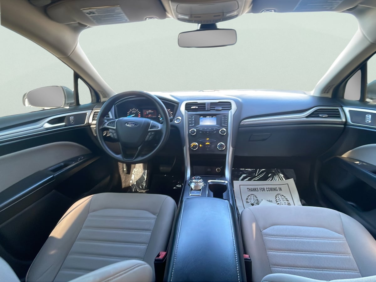 2020 Ford Fusion S - Photo 19