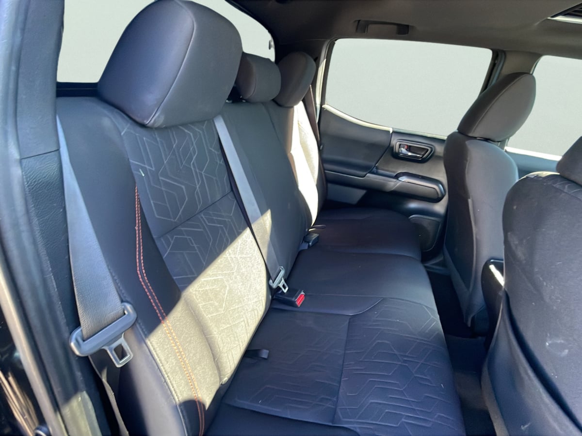 2016 Toyota Tacoma TRD Sport - Photo 18