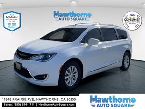 View 2018 Chrysler Pacifica 