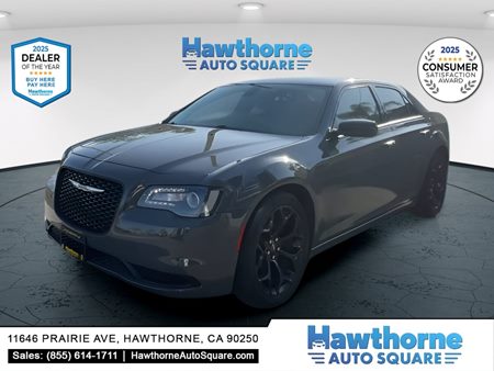 2019 Chrysler 300 Touring