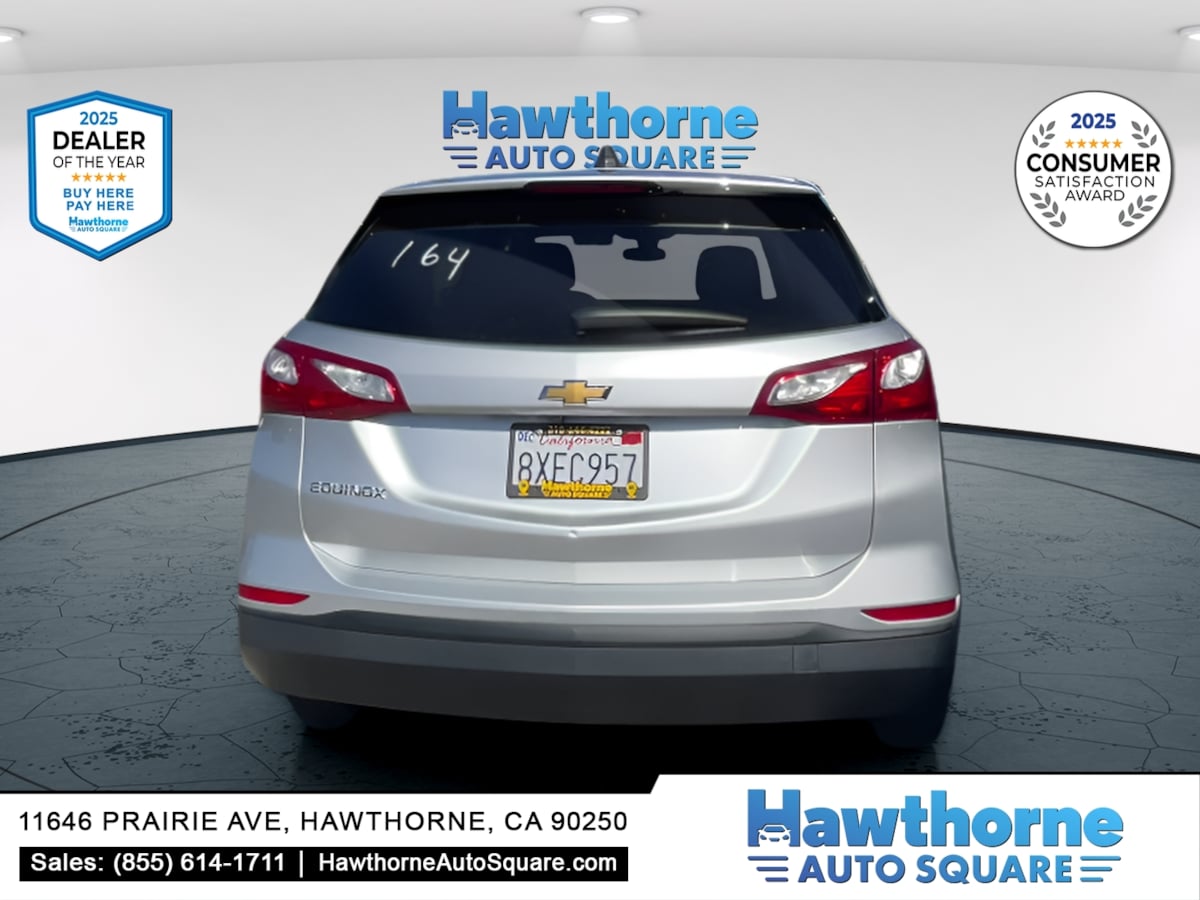 Photo 4 of this Chevrolet Equinox