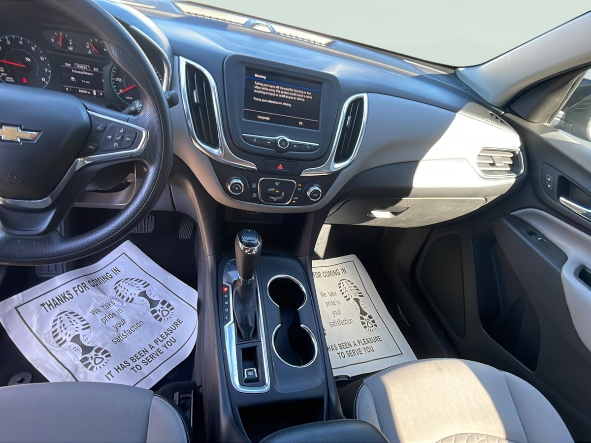 Photo 10 of this Chevrolet Equinox