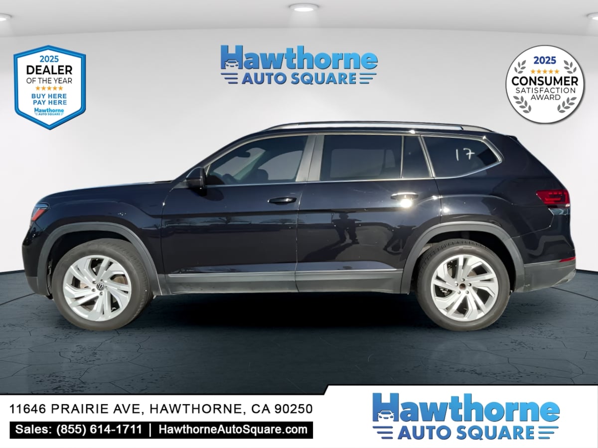 Photo 2 of this Volkswagen Atlas