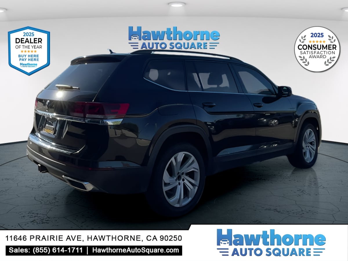 Photo 5 of this Volkswagen Atlas