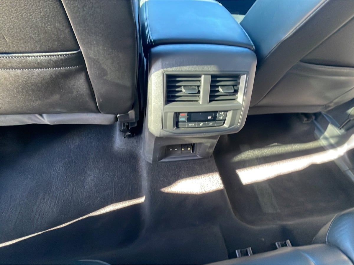 Photo 19 of this Volkswagen Atlas