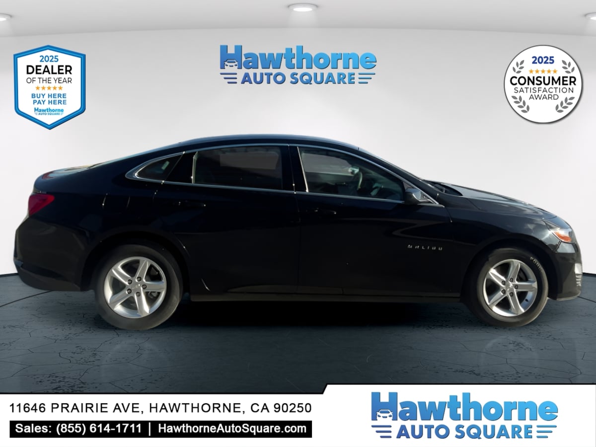 Photo 6 of this Chevrolet Malibu
