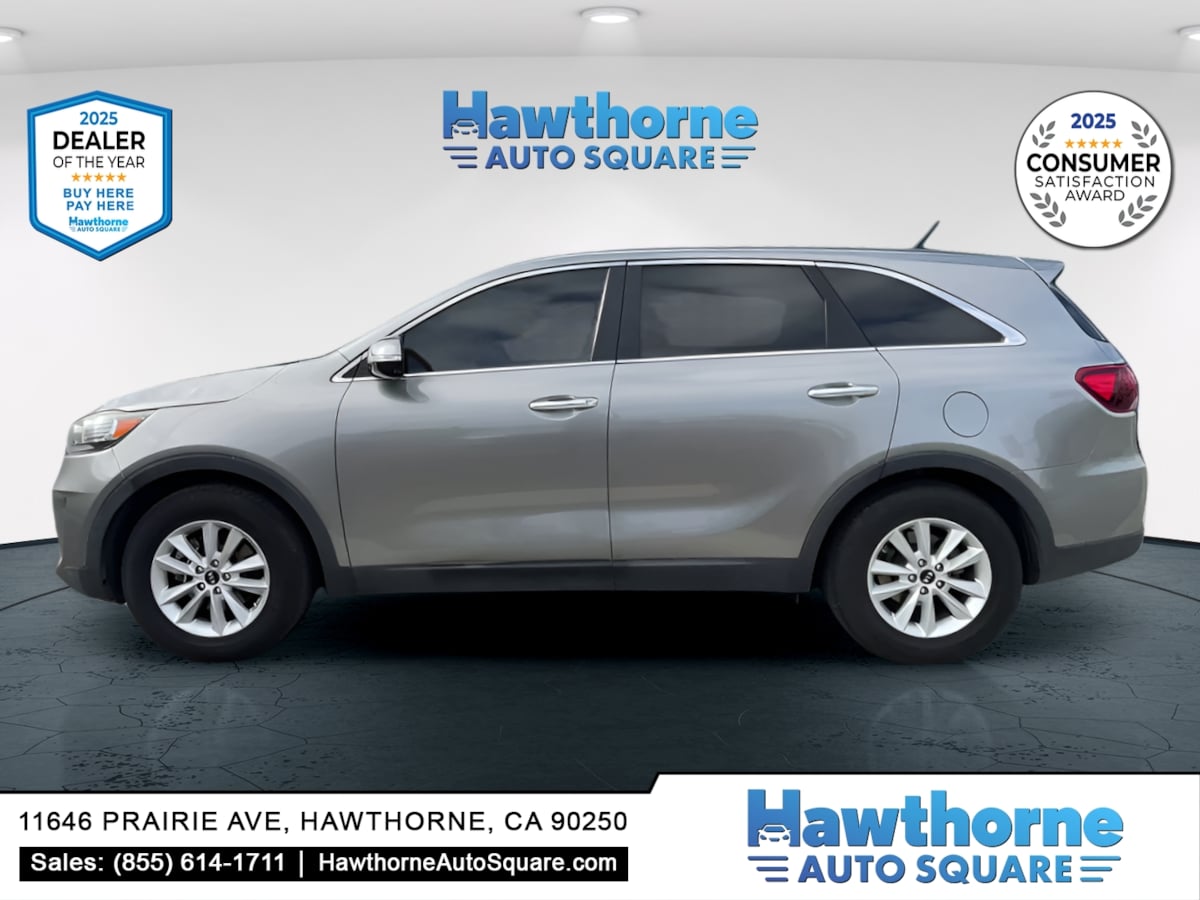 Photo 2 of this Kia Sorento