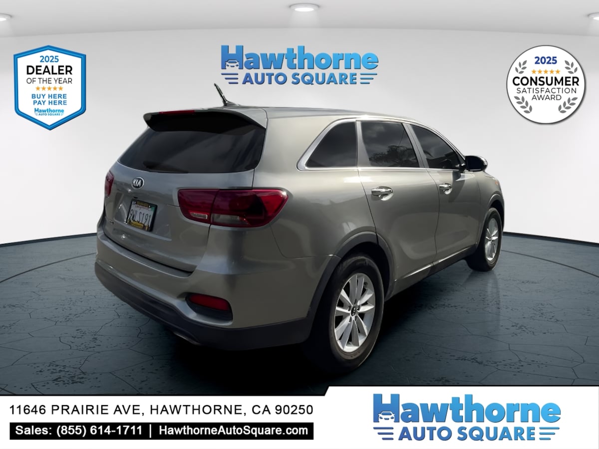 Photo 5 of this Kia Sorento