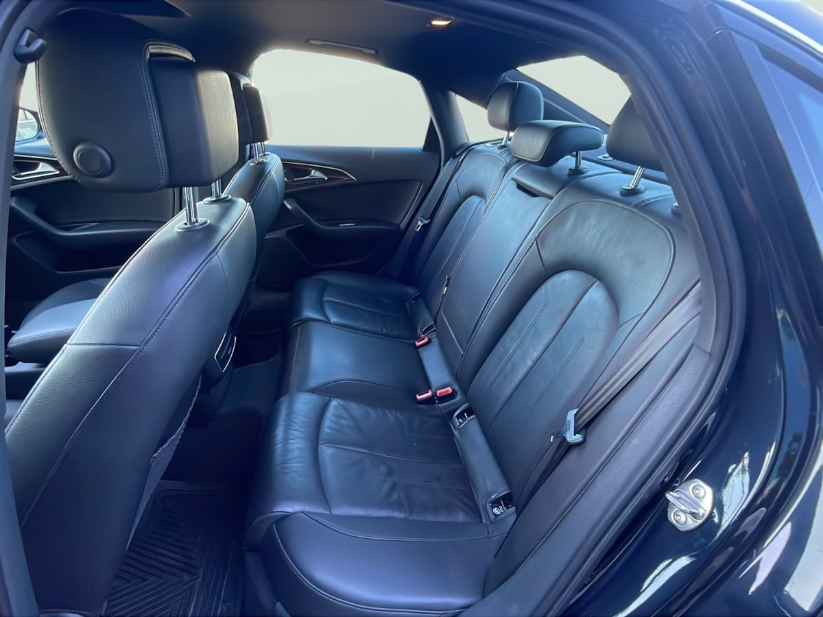 Photo 22 of this Audi A6