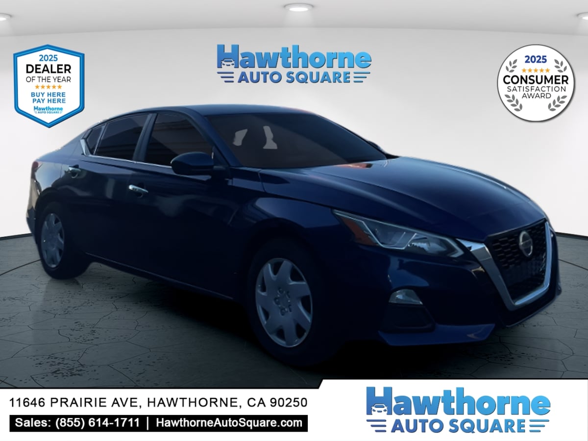 Photo 3 of this Nissan Altima