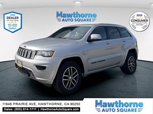 View 2018 Jeep Grand Cherokee 