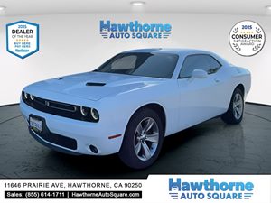 View 2015 Dodge Challenger 