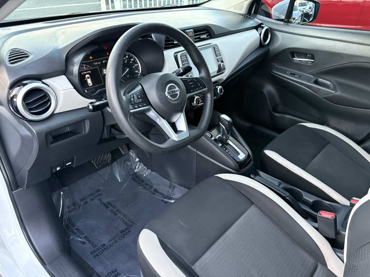2021 Nissan Versa Sedan SV - Photo 18