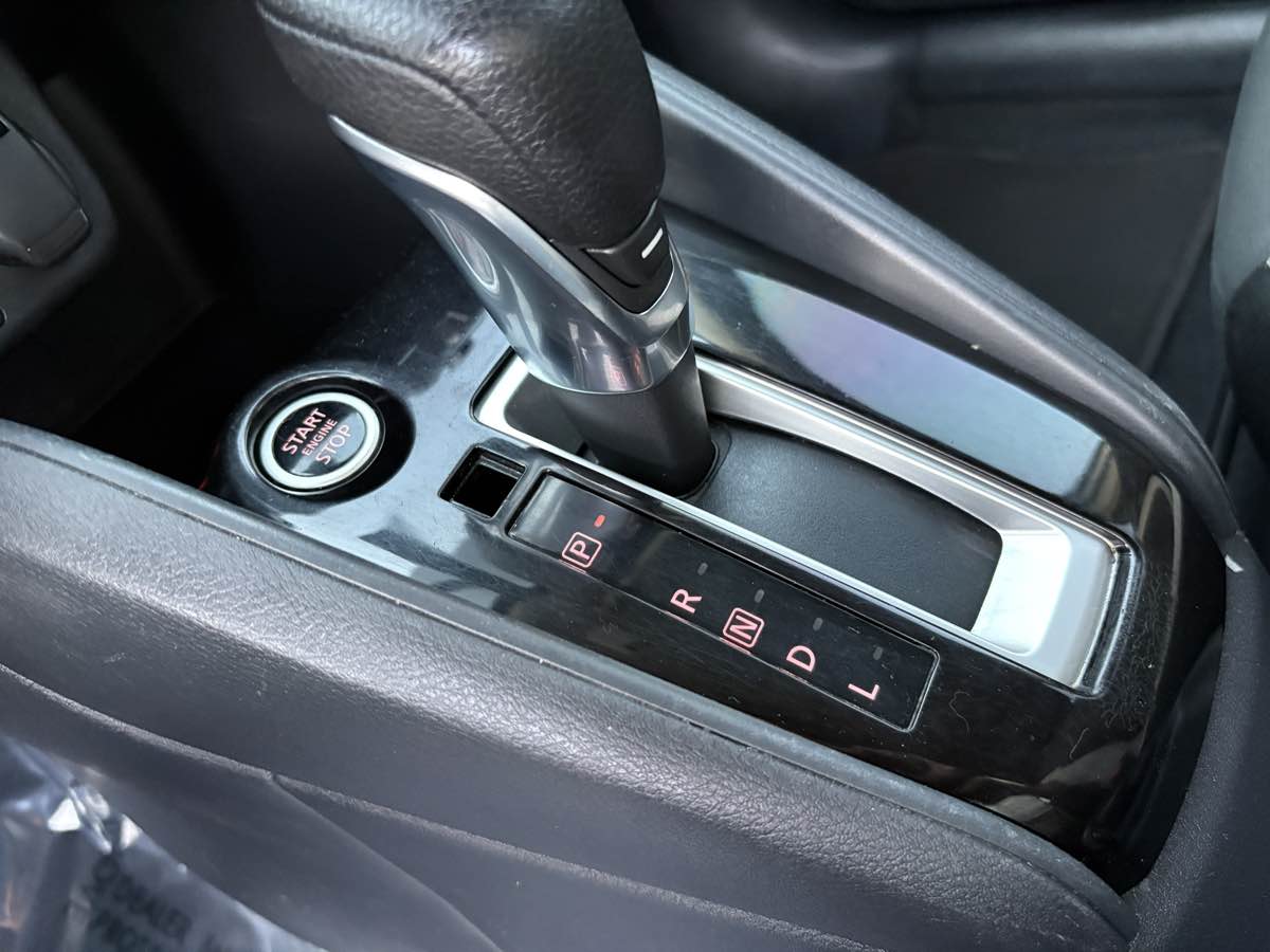 2021 Nissan Versa Sedan SV - Photo 36