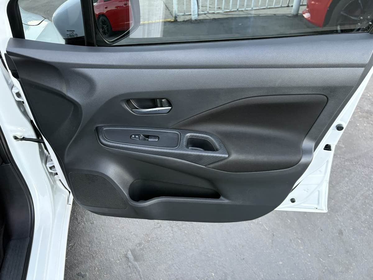 2021 Nissan Versa Sedan SV - Photo 39