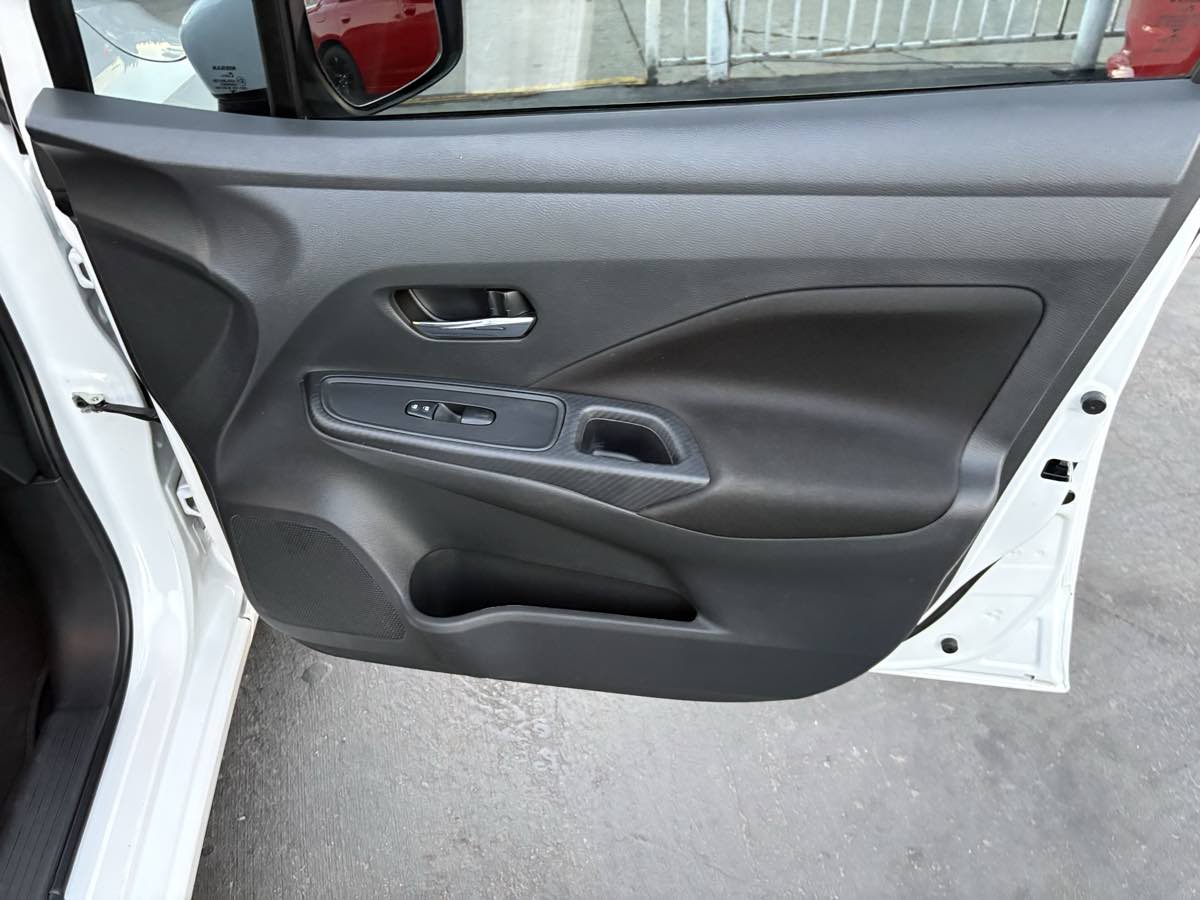 2021 Nissan Versa Sedan SV - Photo 40