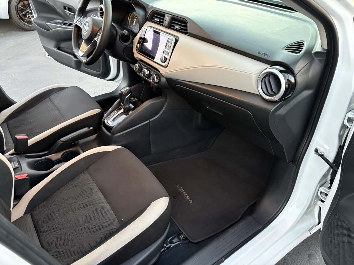 2021 Nissan Versa Sedan SV - Photo 41