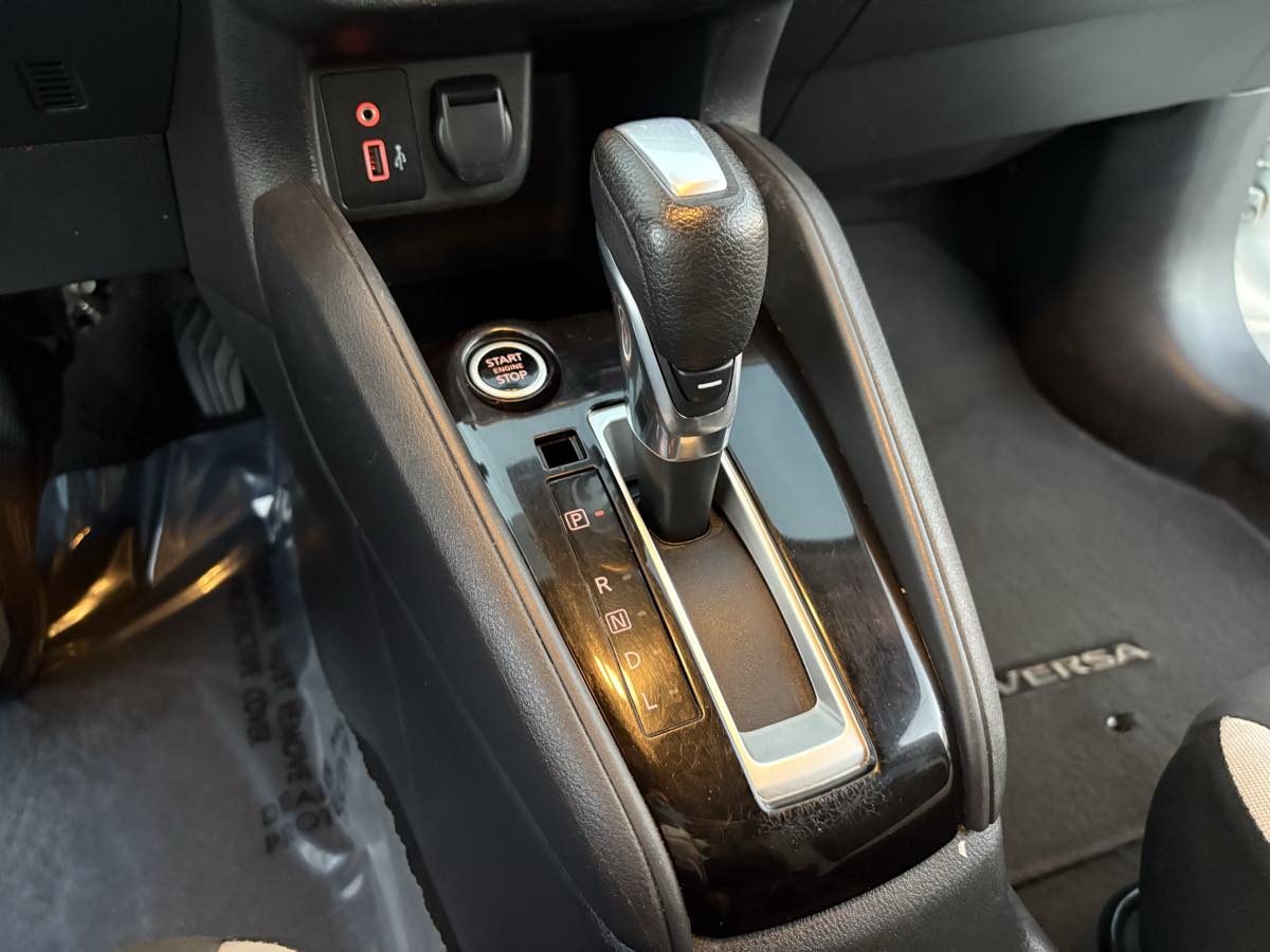 2021 Nissan Versa Sedan SV - Photo 46