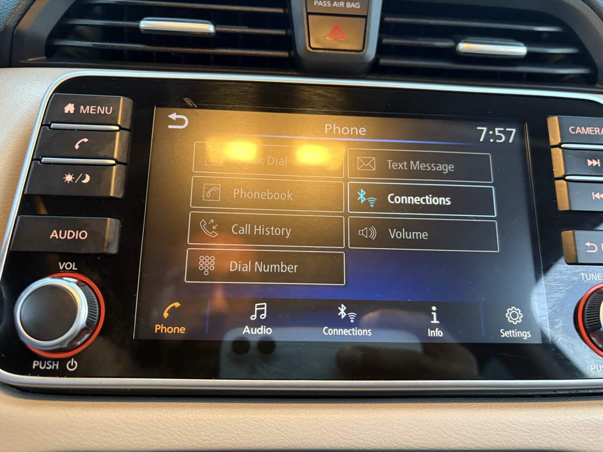 2021 Nissan Versa Sedan SV - Photo 52