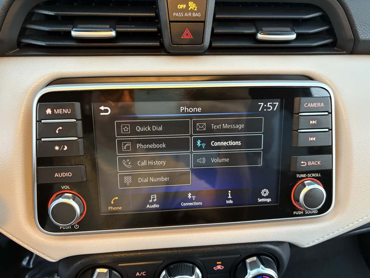 2021 Nissan Versa Sedan SV - Photo 53