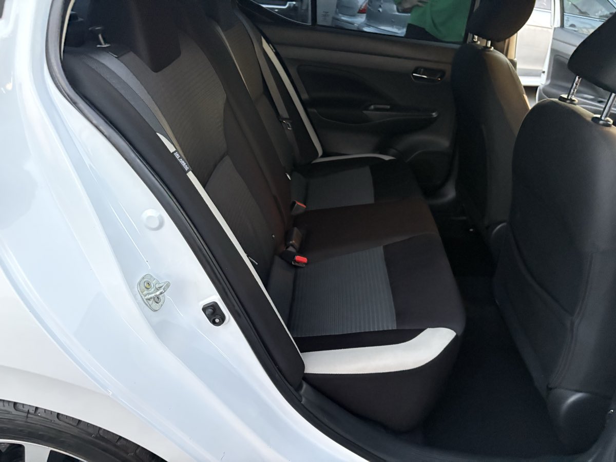 2021 Nissan Versa Sedan SV - Photo 74