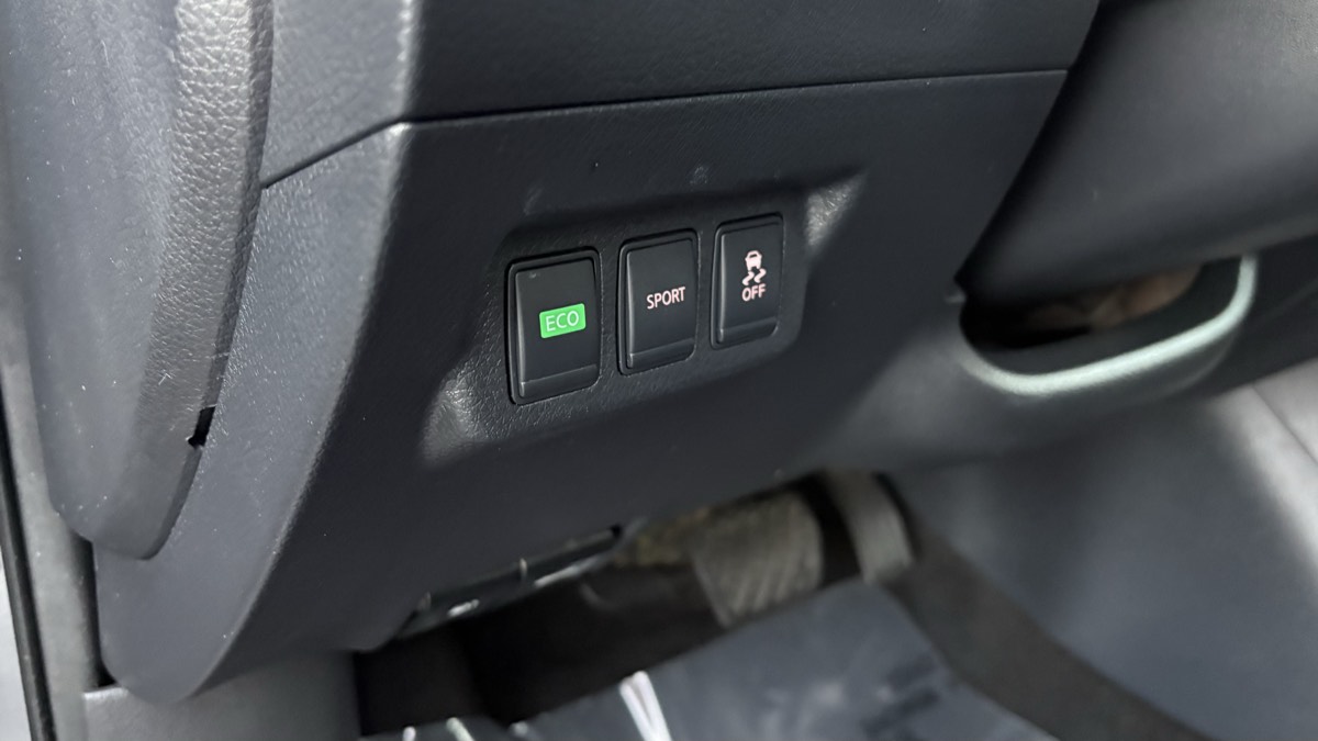 2016 Nissan Sentra S - Photo 18