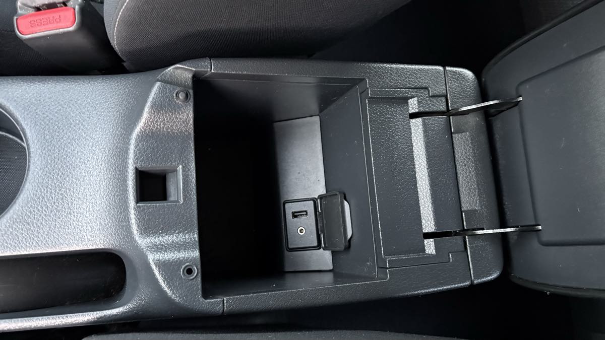 2016 Nissan Sentra S - Photo 28