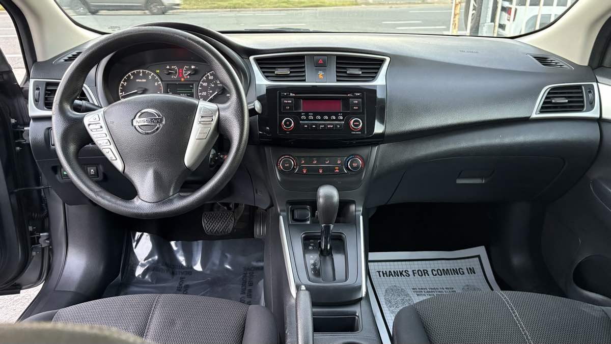 2016 Nissan Sentra S - Photo 38