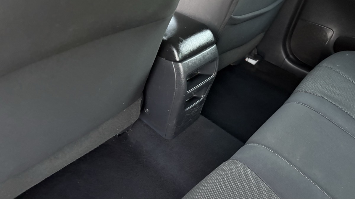 2016 Nissan Sentra S - Photo 41