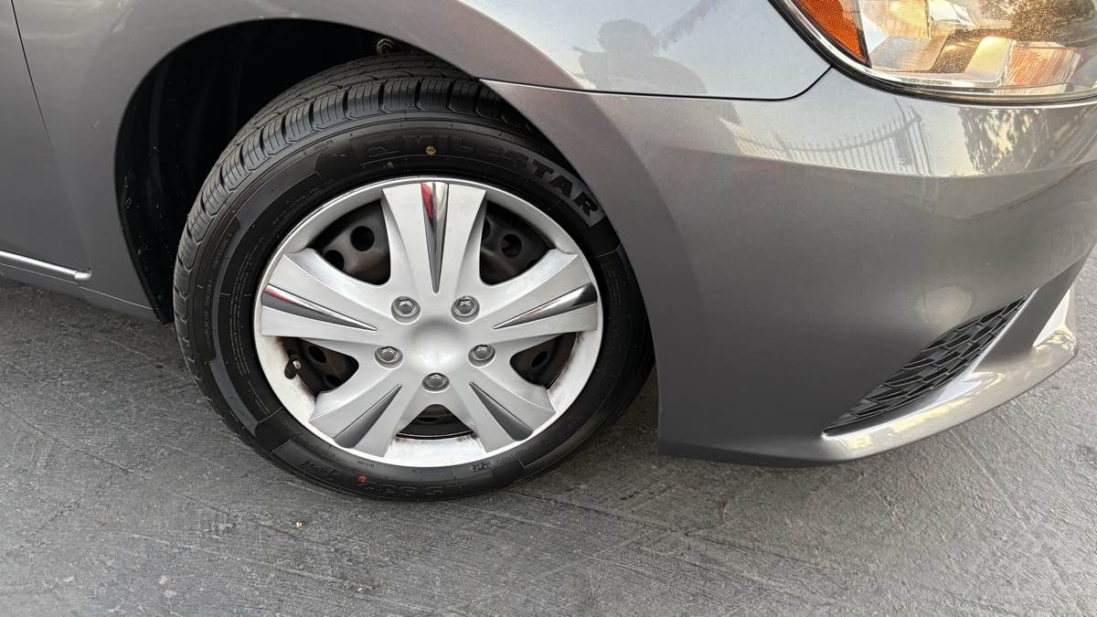 2016 Nissan Sentra S - Photo 49