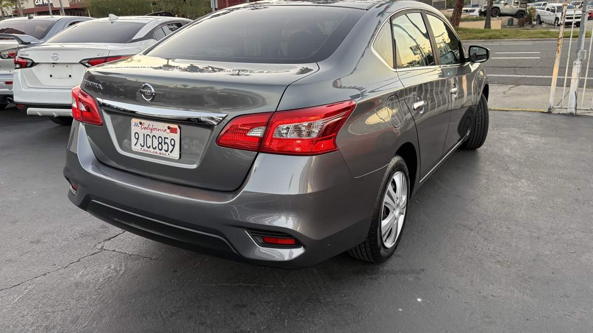 2016 Nissan Sentra S - Photo 52