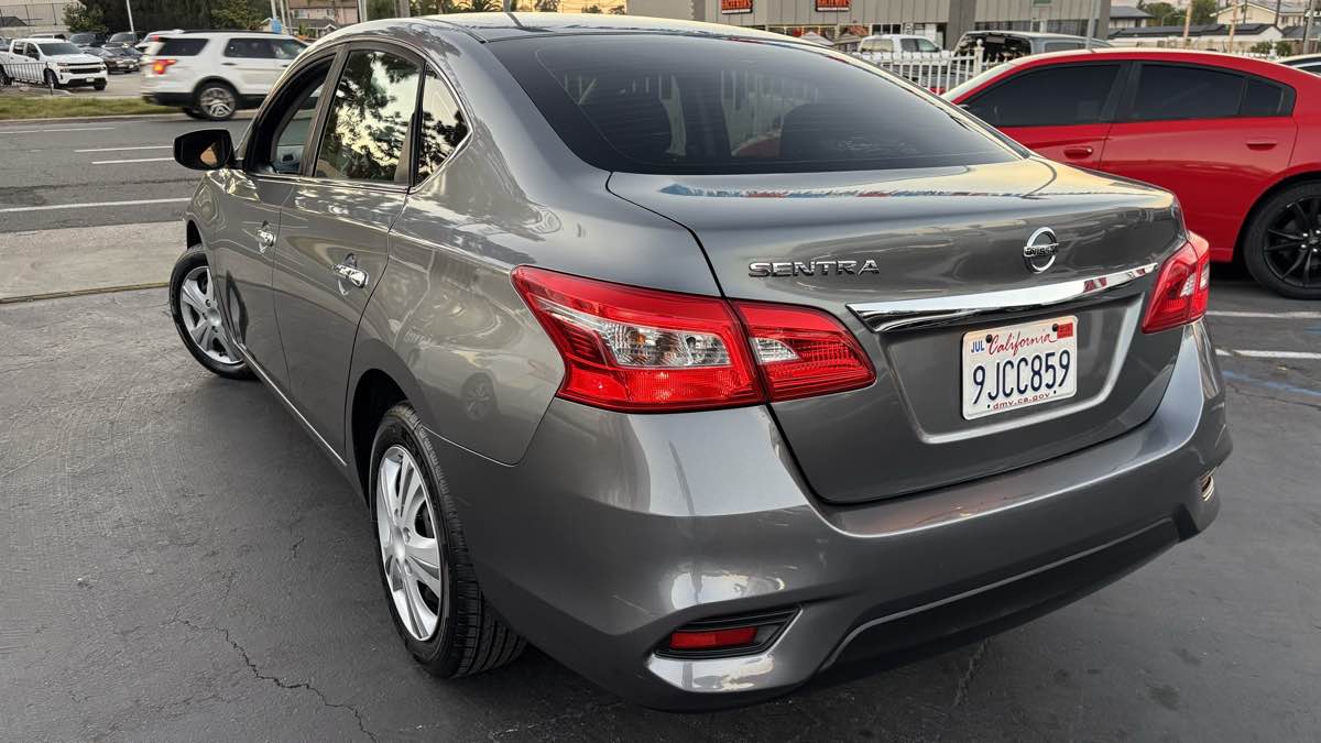 2016 Nissan Sentra S - Photo 53