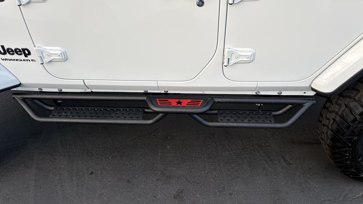 2025 Jeep Wrangler 4-Door Sahara - Photo 22