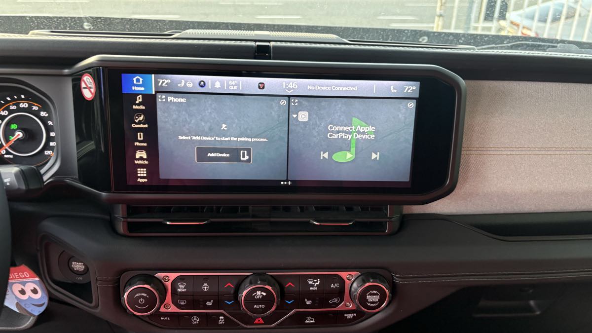 2025 Jeep Wrangler 4-Door Sahara - Photo 39
