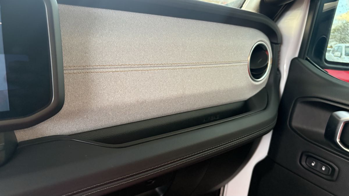 2025 Jeep Wrangler 4-Door Sahara - Photo 67
