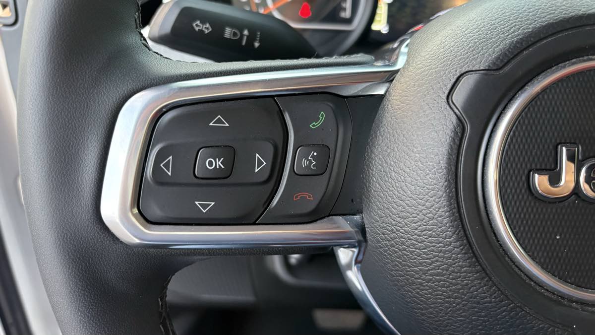 2025 Jeep Wrangler 4-Door Sahara - Photo 71