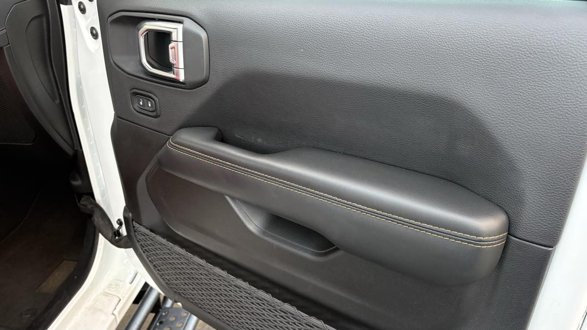 2025 Jeep Wrangler 4-Door Sahara - Photo 89
